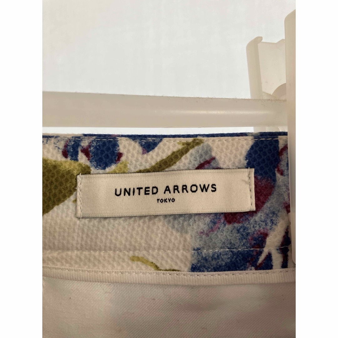 UNITED ARROWS(ユナイテッドアローズ)の数回着用⭐️ ユナイテッドアローズ ⭐️花柄パンツ レディースのパンツ(その他)の商品写真