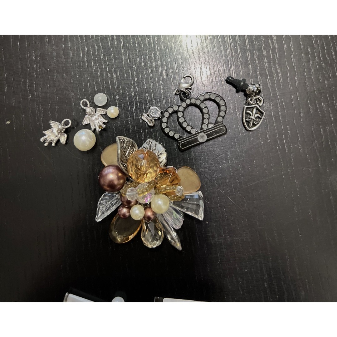 ハンドメイドアクセリーパーツ　未使用 ハンドメイドの素材/材料(各種パーツ)の商品写真