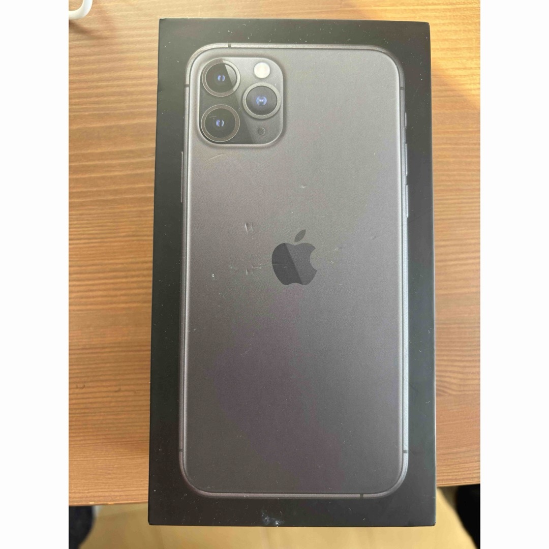 Apple(アップル)の美品 iPhone11 Pro 256GB スペースグレイ アイフォン スマホ/家電/カメラのスマートフォン/携帯電話(スマートフォン本体)の商品写真