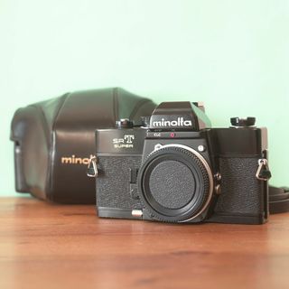 コニカミノルタ(KONICA MINOLTA)の完動品◎ミノルタSRT SUPER ボディ ブラック フィルムカメラ #04(フィルムカメラ)