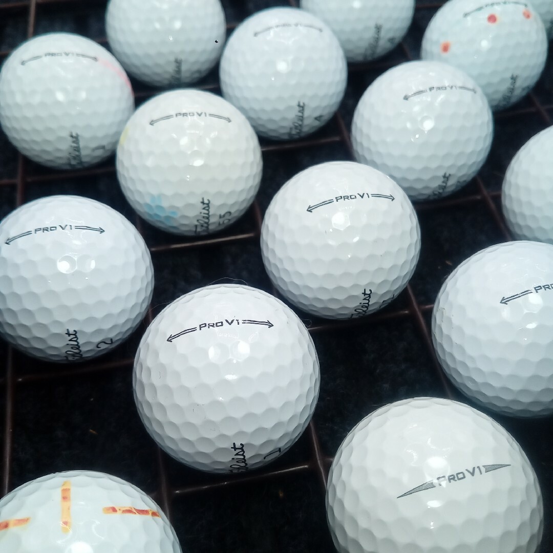 Titleist(タイトリスト)のタイトリスト PROV1 (18球S~AB) ロストボール スポーツ/アウトドアのゴルフ(その他)の商品写真