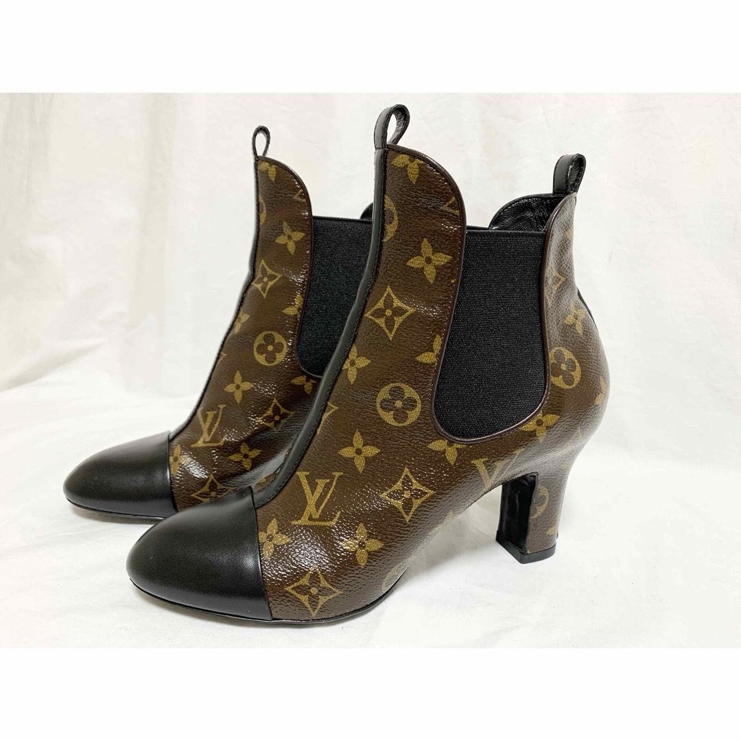 LOUIS VUITTON(ルイヴィトン)の希少 超美品 ルイヴィトン モノグラム サイドゴア ショートブーツ 37 1/2 レディースの靴/シューズ(ブーツ)の商品写真