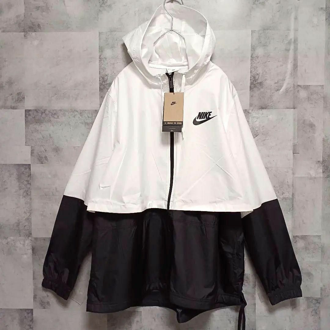 NIKE(ナイキ)のNIKE ナイキ 新品 レディースウィンドブレーカー XL ブラック×ホワイト レディースのジャケット/アウター(ナイロンジャケット)の商品写真