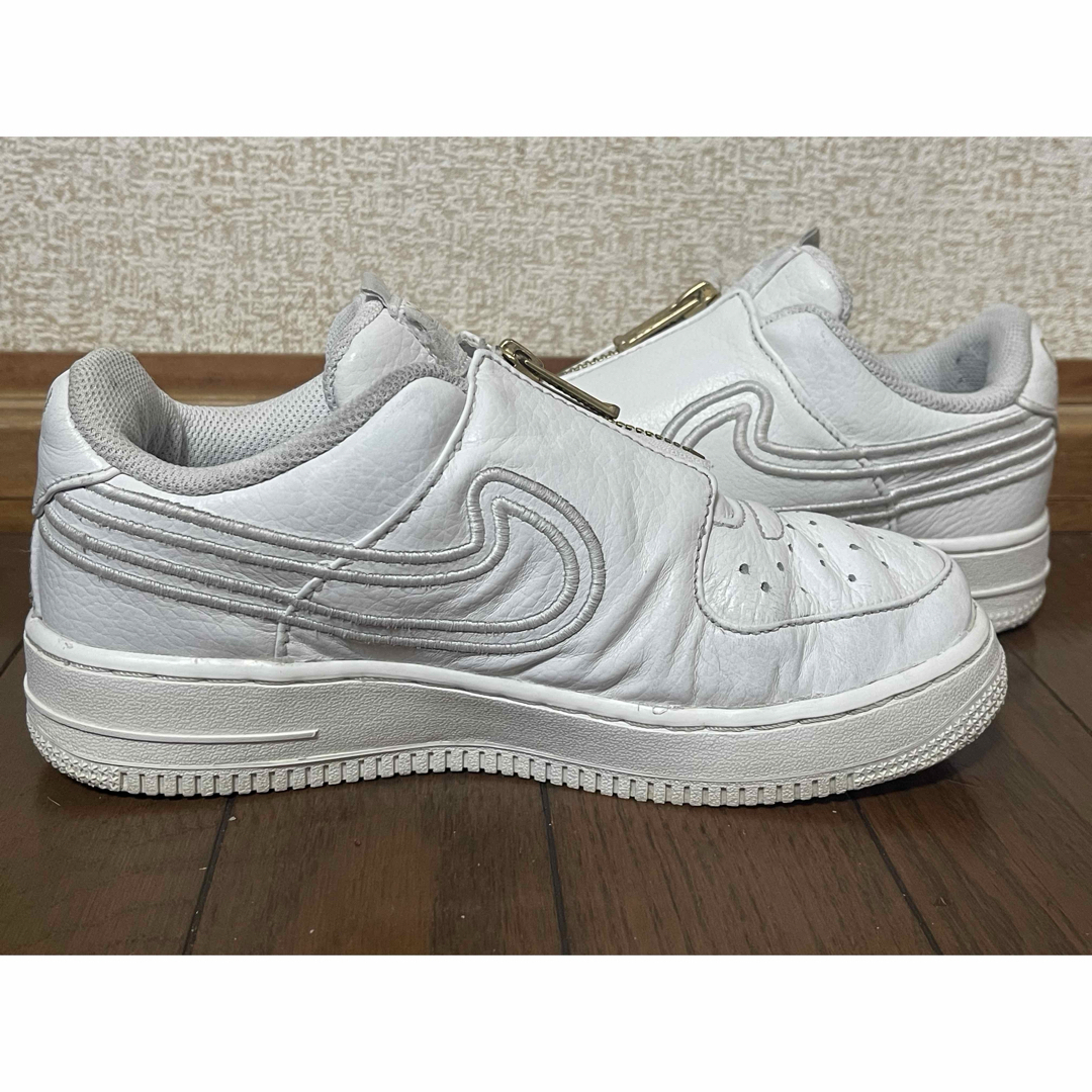 NIKE(ナイキ)のNIKE WMNS AIR FORCE 1 LOW LXX 23.0cm レディースの靴/シューズ(スニーカー)の商品写真