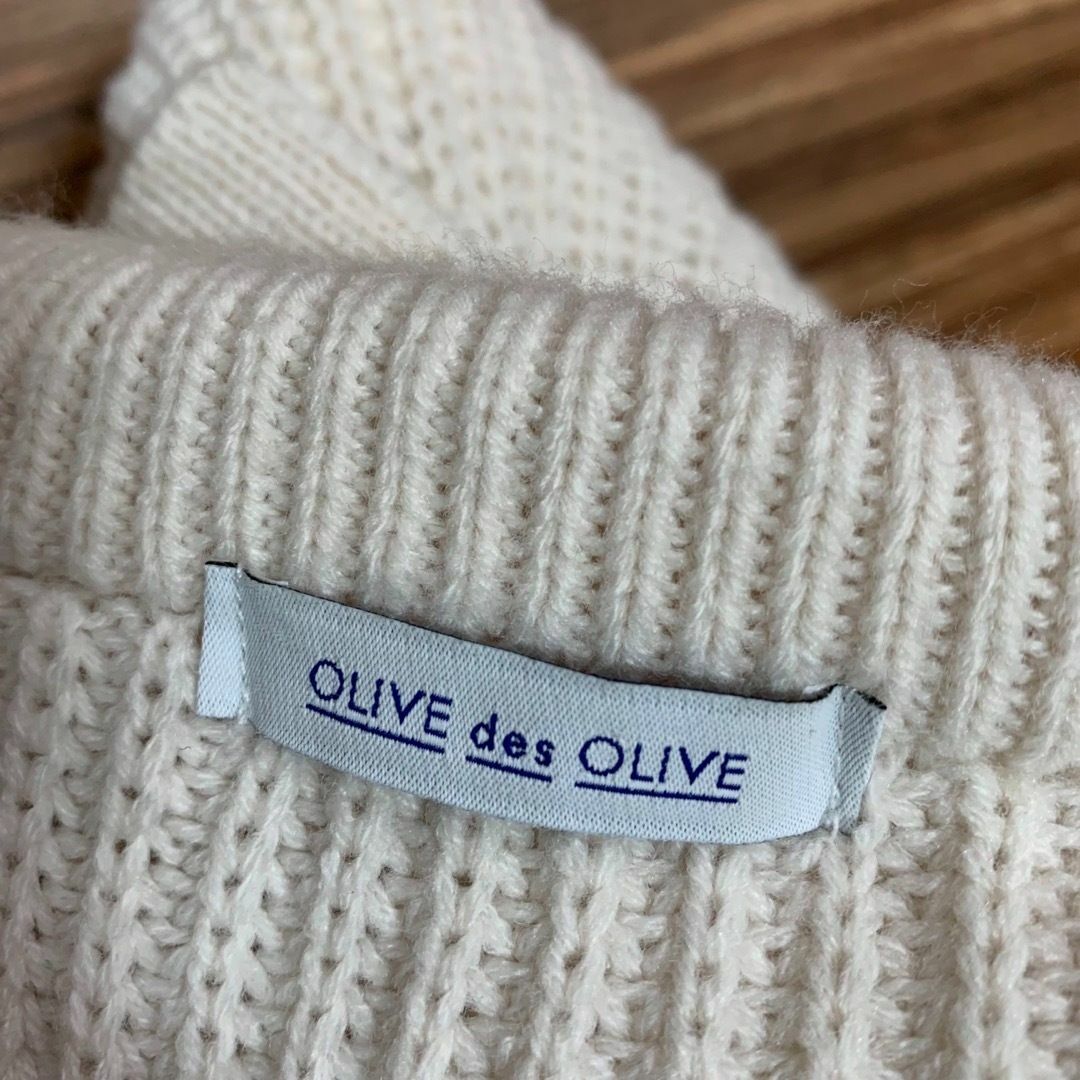 OLIVEdesOLIVE(オリーブデオリーブ)のオリーブ デ オリーブ ニット フリーサイズ 長袖 白 ホワイト レディースのトップス(ニット/セーター)の商品写真