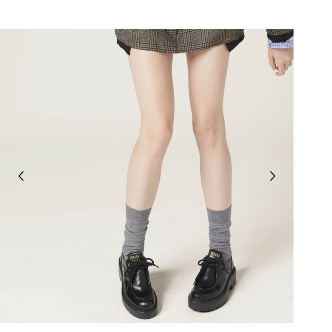 miumiu(ミュウミュウ)の今週末限定値下げ　miumiu レザー レースアップ シューズ 38 レディースの靴/シューズ(ローファー/革靴)の商品写真