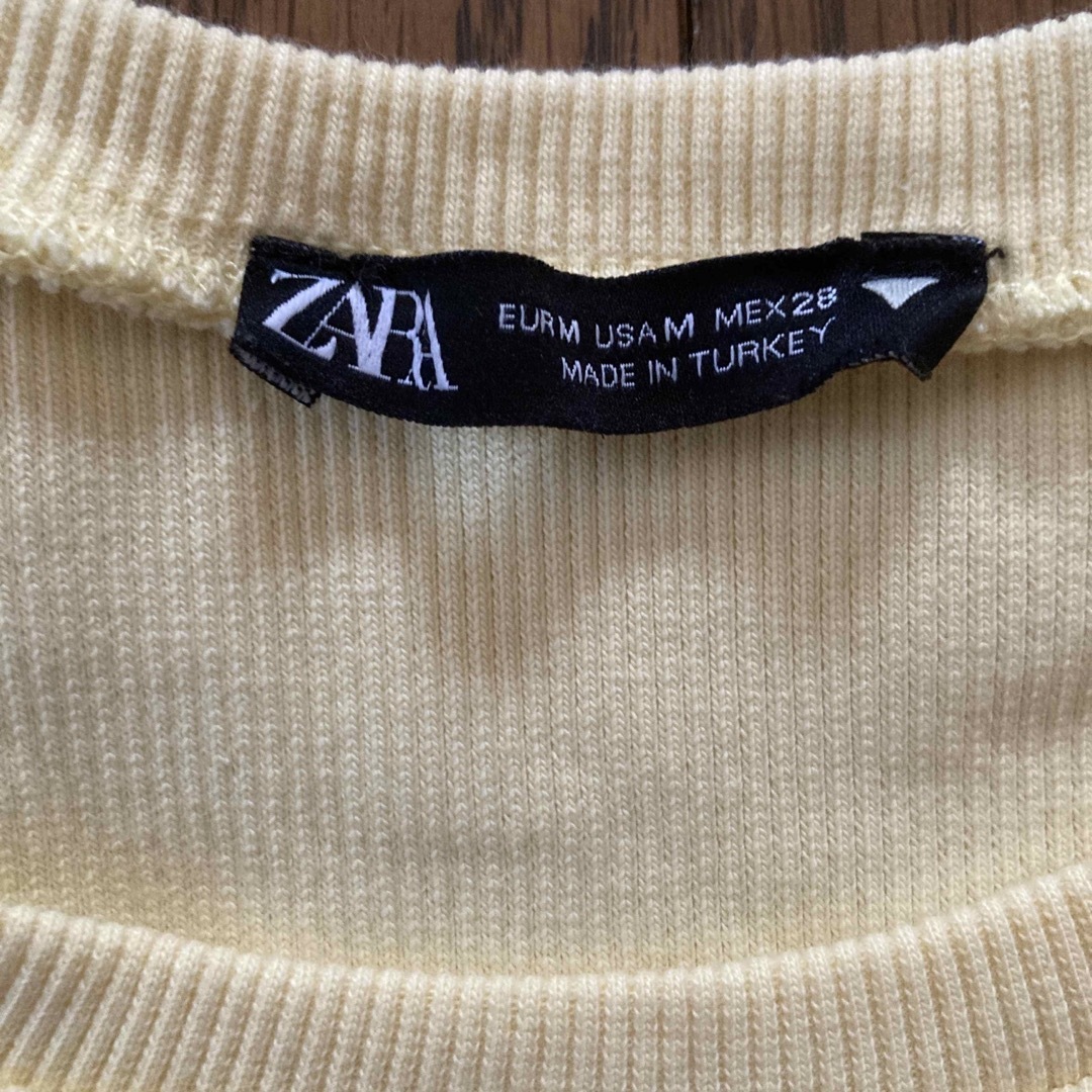 ZARA(ザラ)のZARA T🎈SALE レディースのトップス(Tシャツ(半袖/袖なし))の商品写真