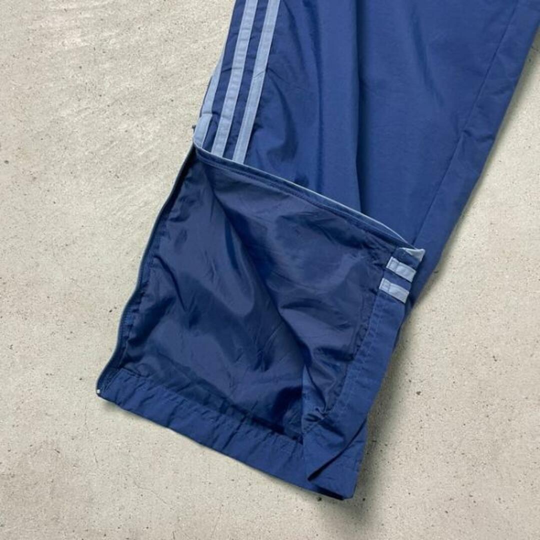 adidas(アディダス)の90年代 adidas アディダス ナイロンパンツ トラックパンツ パフォーマンスロゴ 裾ジップ メンズXL相当 メンズのパンツ(その他)の商品写真