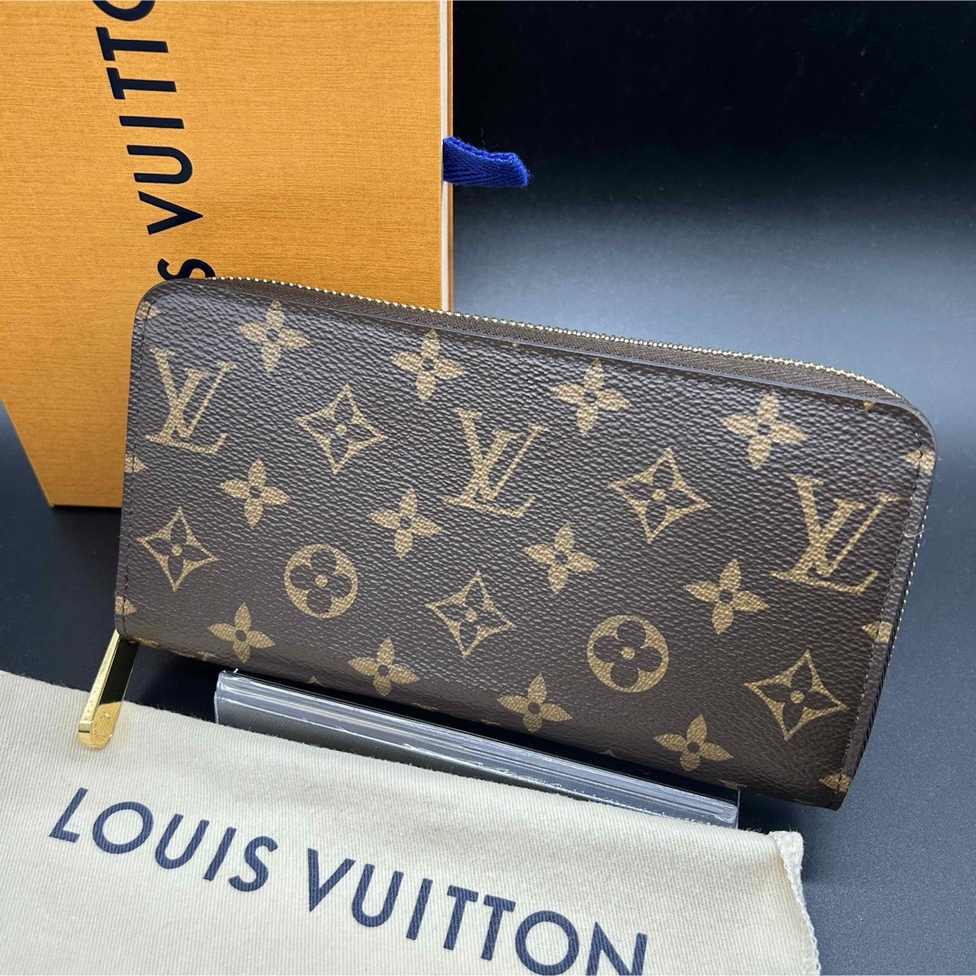 LOUIS VUITTON(ルイヴィトン)のLOUIS VUITTON ルイヴィトン　モノグラムジッピーウォレット　未使用品 レディースのファッション小物(財布)の商品写真