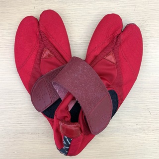 【訳あり品】Toe-Bi (トゥ－ビ）RED 27.0cm 新型ランニング足袋(シューズ)