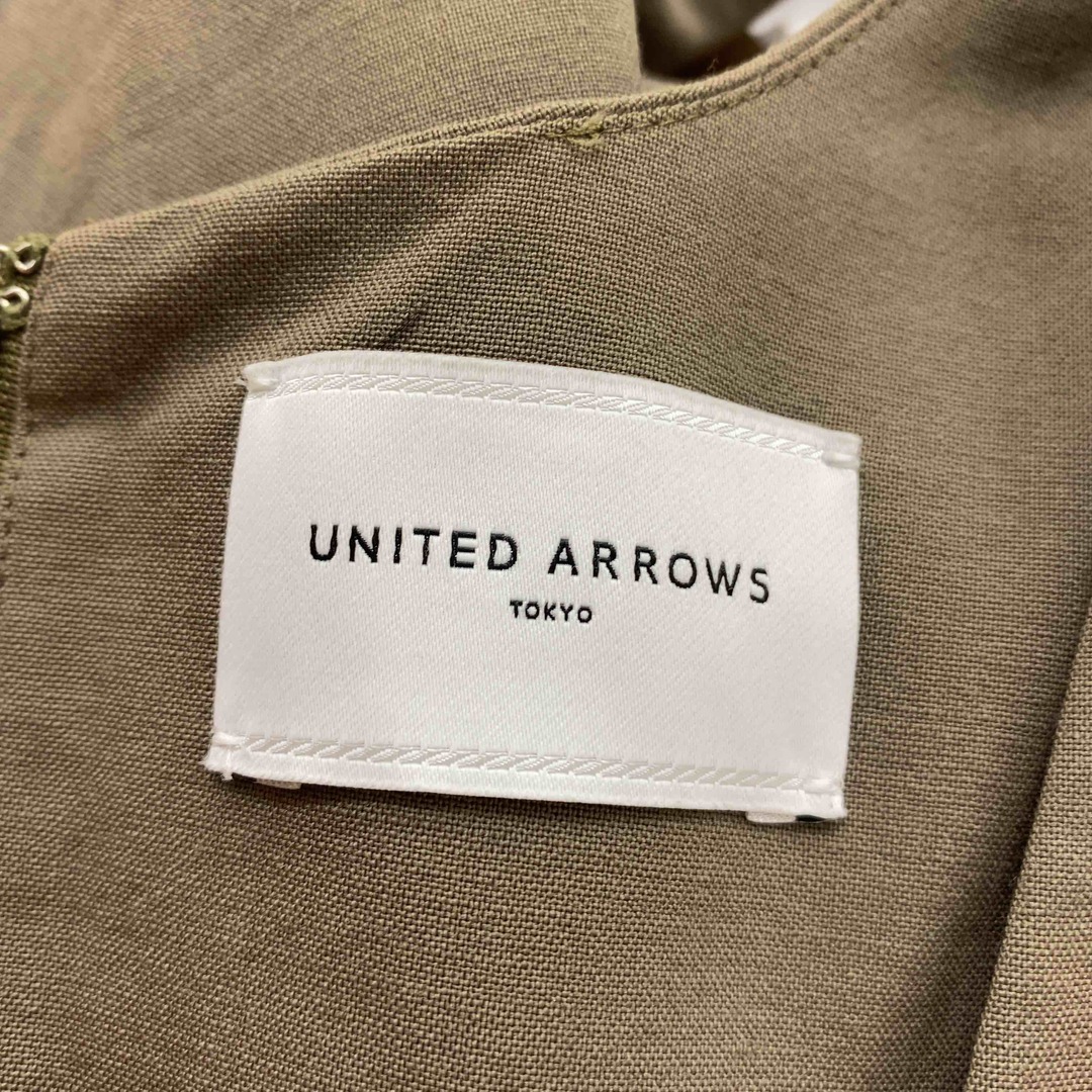 UNITED ARROWS(ユナイテッドアローズ)のUNITED ARROWS ユナイテッドアローズ レディース 袖なし　サロペットオーバーオール　カーキグリーン　毛混 レディースのパンツ(サロペット/オーバーオール)の商品写真