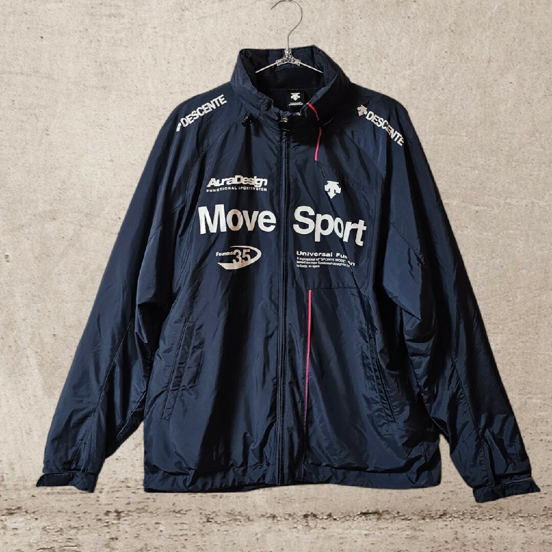 DESCENTE(デサント)のDESCENTE Move Sport　エクスプラスサーモ ウィンドブレーカー スポーツ/アウトドアのランニング(ウェア)の商品写真