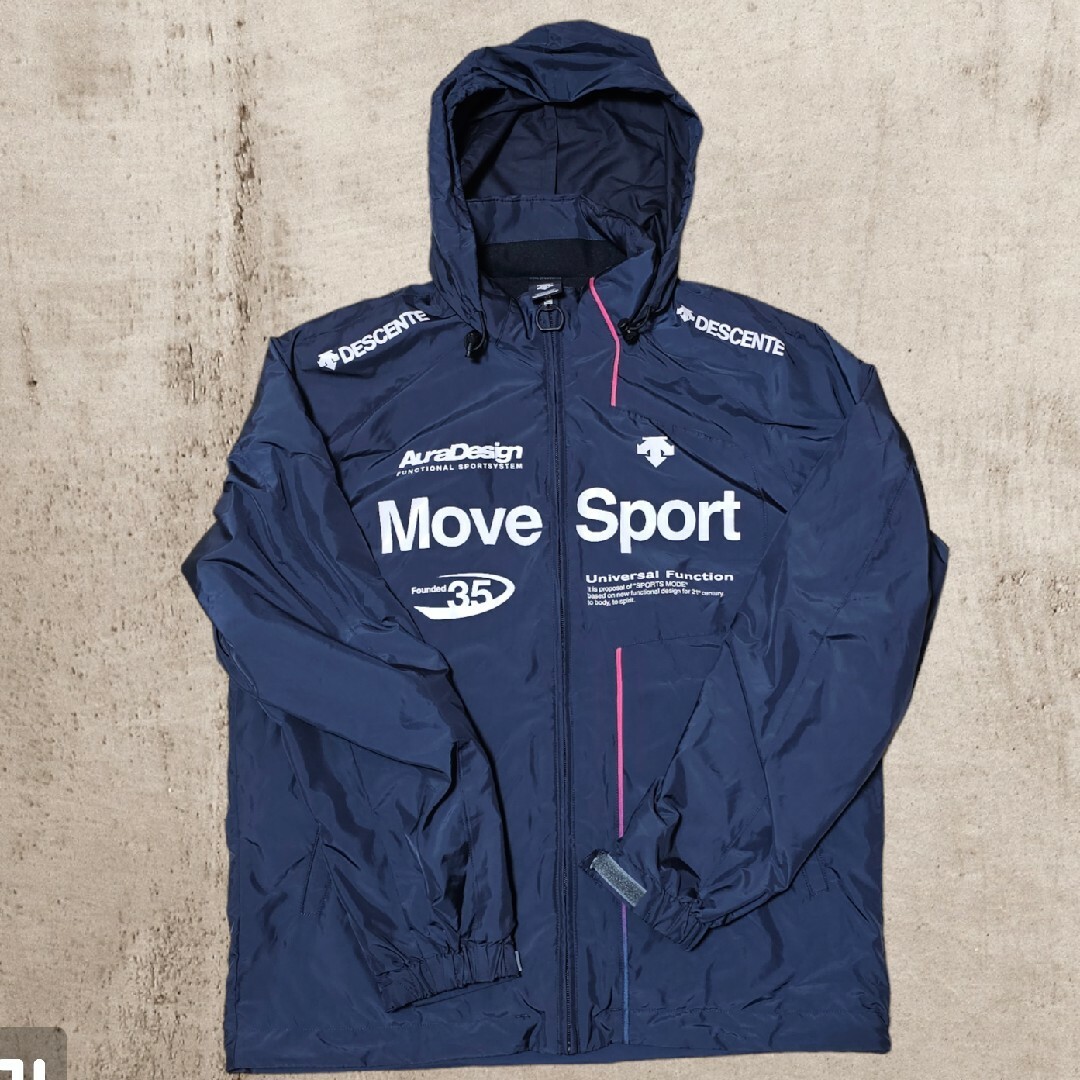 DESCENTE(デサント)のDESCENTE Move Sport　エクスプラスサーモ ウィンドブレーカー スポーツ/アウトドアのランニング(ウェア)の商品写真