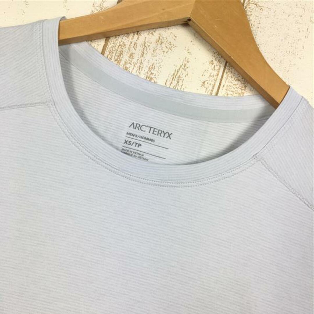 ARC'TERYX(アークテリクス)のMENs XS  アークテリクス コーマック ダウンワード ショートスリーブ Tシャツ Cormac Downword Short Sleeve T-Shirt ARCTERYX X000006704/L08463800 018818 Atmos Heather グレー系 メンズのメンズ その他(その他)の商品写真