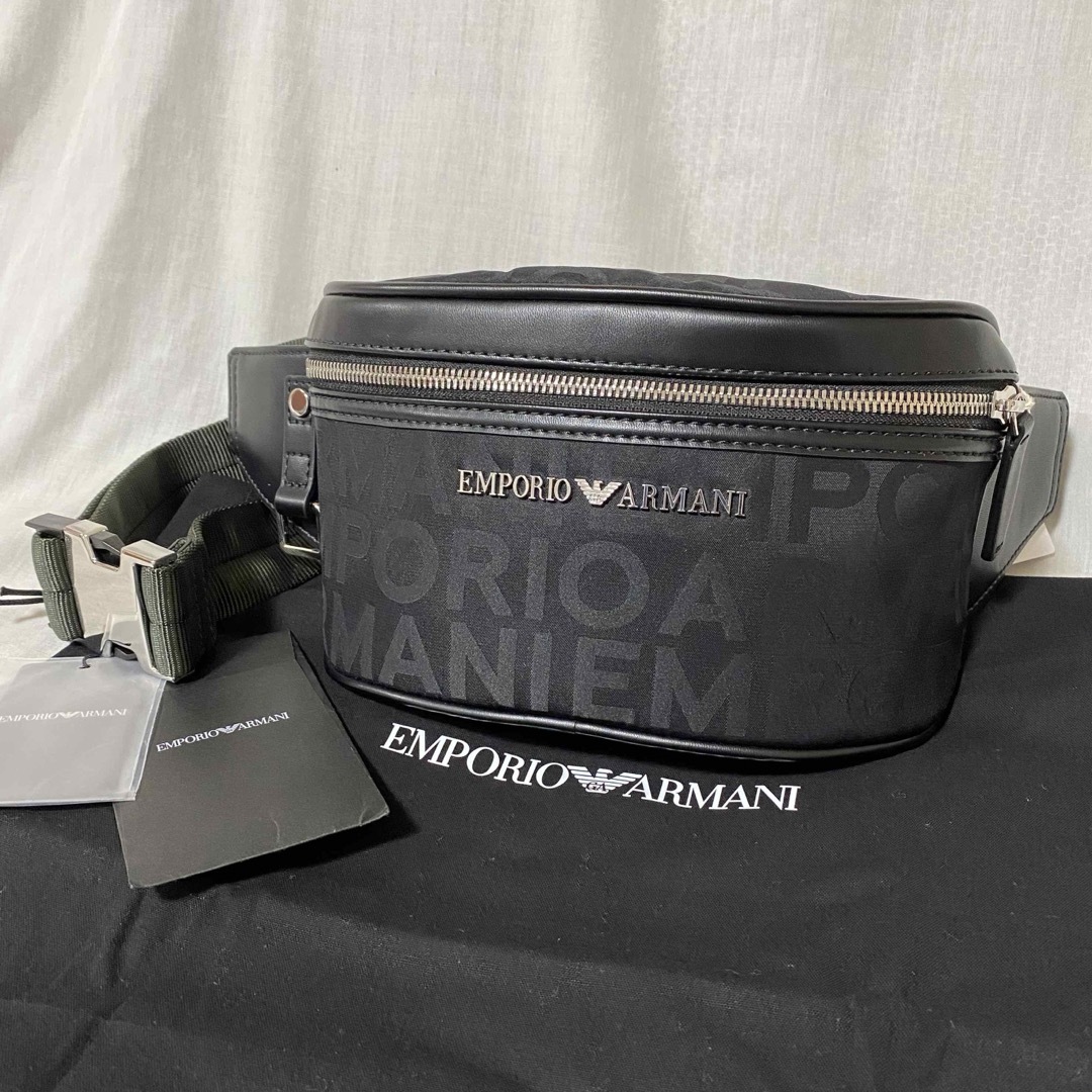 Emporio Armani(エンポリオアルマーニ)の新品 本物 正規品 エンポリオアルマーニ メンズ ボディバッグ ベルトバッグ 黒 メンズのバッグ(ボディーバッグ)の商品写真