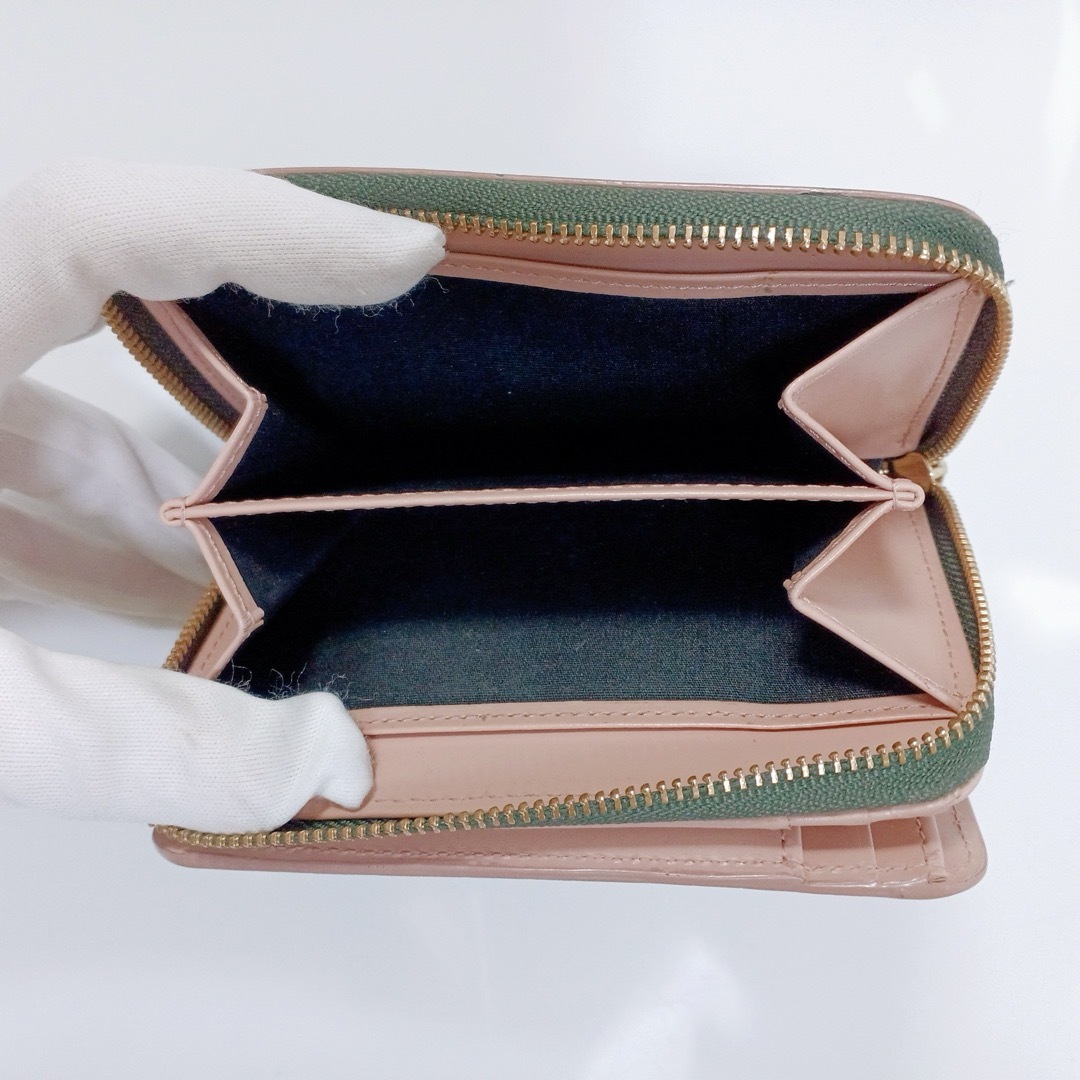 Paul Smith(ポールスミス)の極美品 ポールスミス 折り財布 猫 ネコ ドゥードゥル カーキ レザー レディースのファッション小物(財布)の商品写真