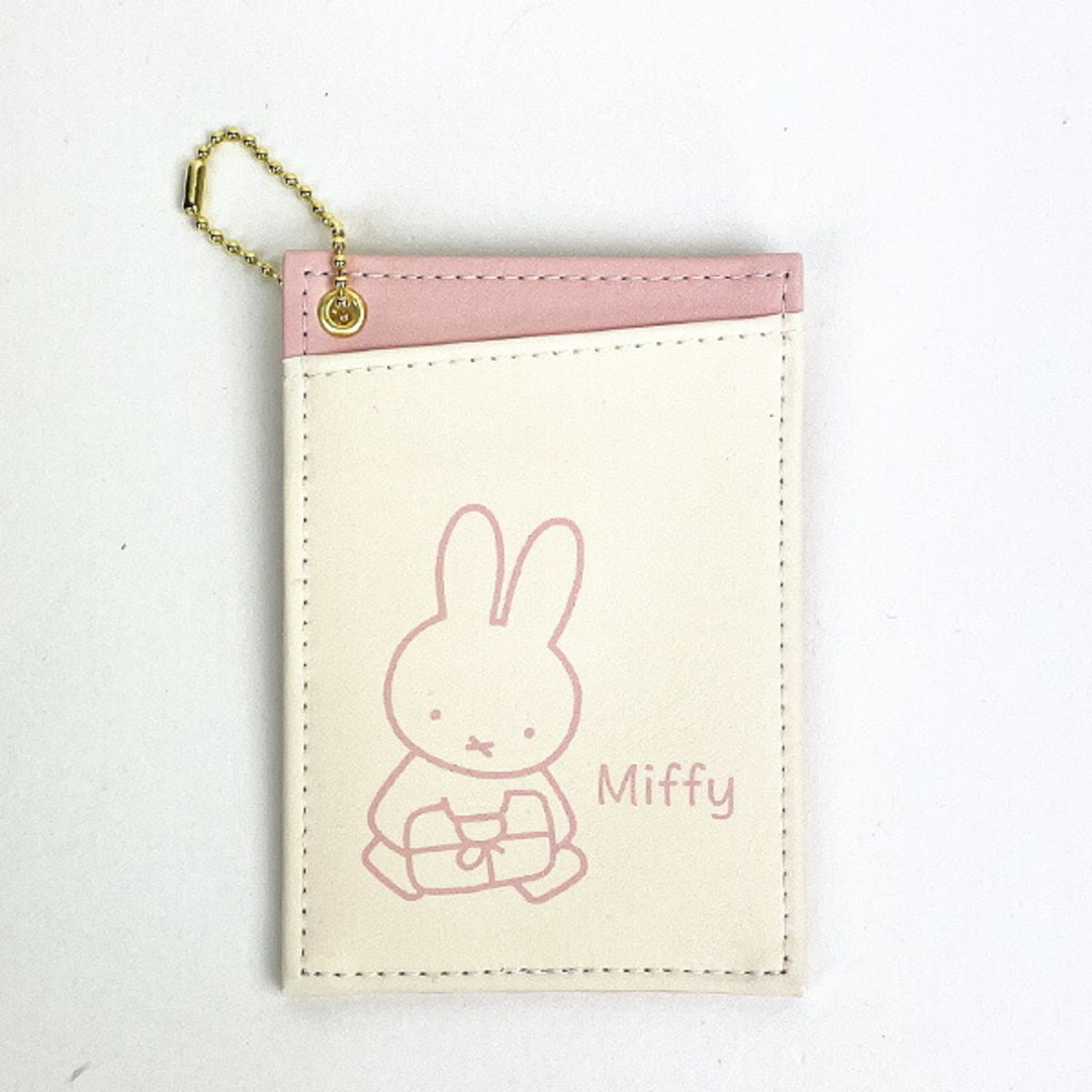 miffy(ミッフィー)のミッフィー miffy 両面パスケース （ミッフィーとお花柄 ） ピンク ICカード 定期入れ 日本製 レディースのファッション小物(パスケース/IDカードホルダー)の商品写真