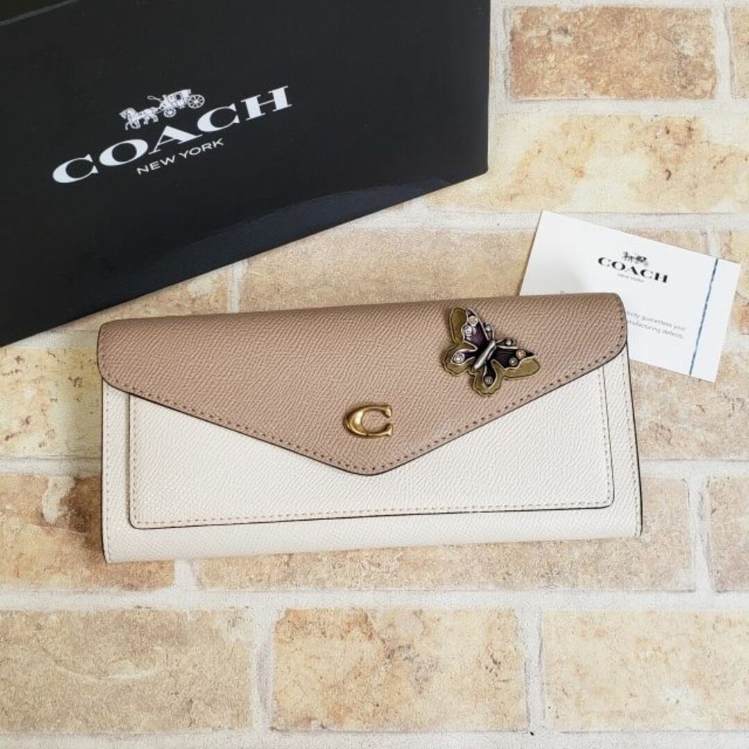 COACH(コーチ)のコーチ ☆ バタフライデザイン レザー フラップ 長財布 COACH ホワイト レディースのファッション小物(財布)の商品写真