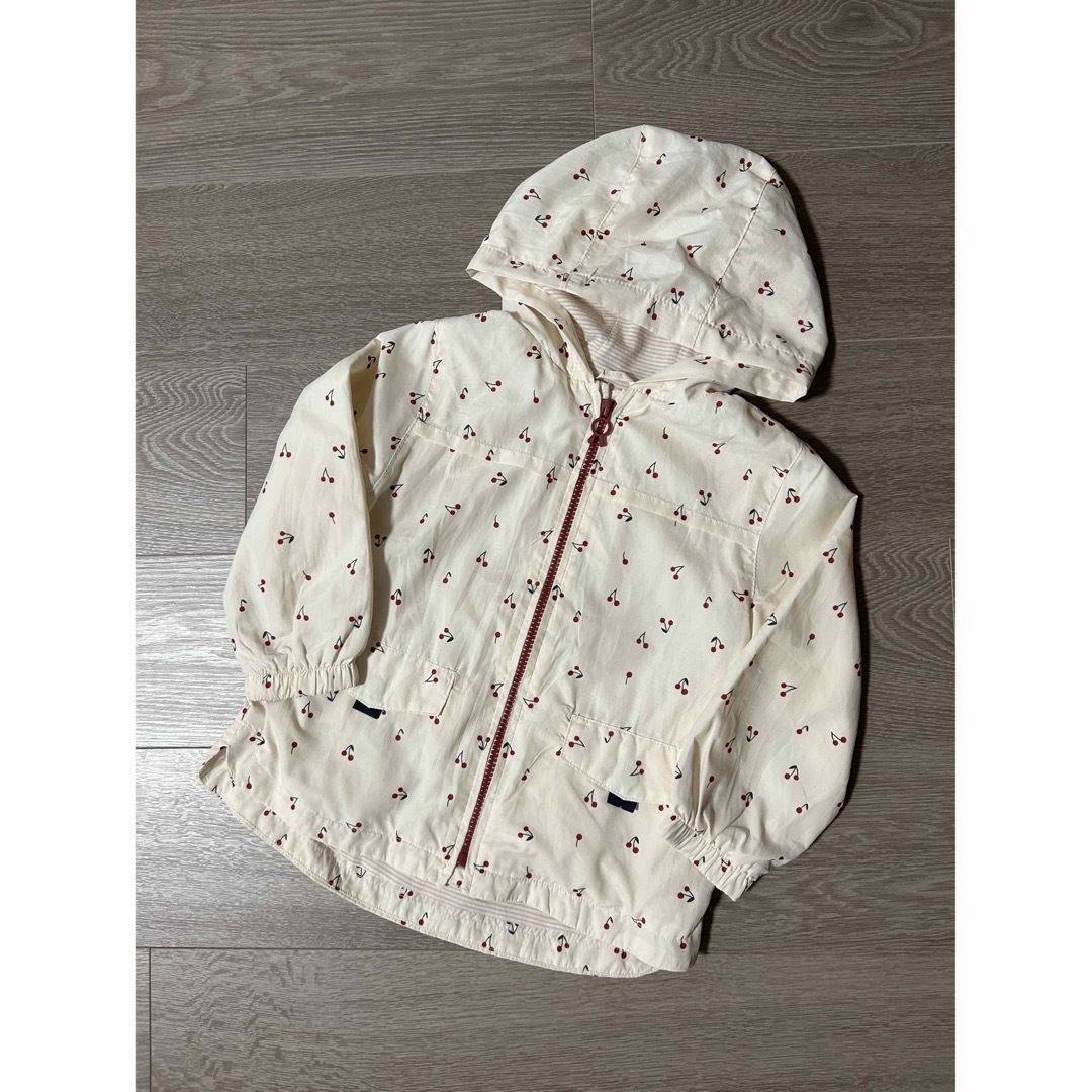 ZARA KIDS(ザラキッズ)のzara baby ザラベビー ウインドブレーカー さくらんぼ柄 110cm キッズ/ベビー/マタニティのキッズ服女の子用(90cm~)(ジャケット/上着)の商品写真