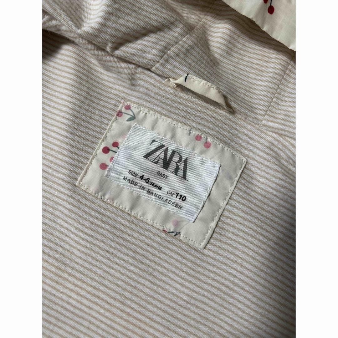 ZARA KIDS(ザラキッズ)のzara baby ザラベビー ウインドブレーカー さくらんぼ柄 110cm キッズ/ベビー/マタニティのキッズ服女の子用(90cm~)(ジャケット/上着)の商品写真