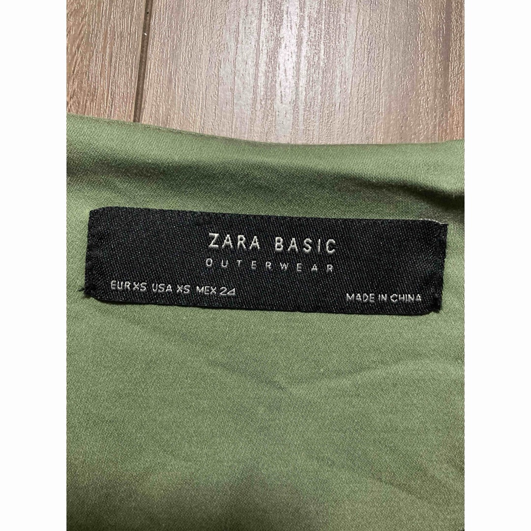 ZARA(ザラ)のZARA フリンジジャケット　ブルゾン　カーキ レディースのジャケット/アウター(ミリタリージャケット)の商品写真