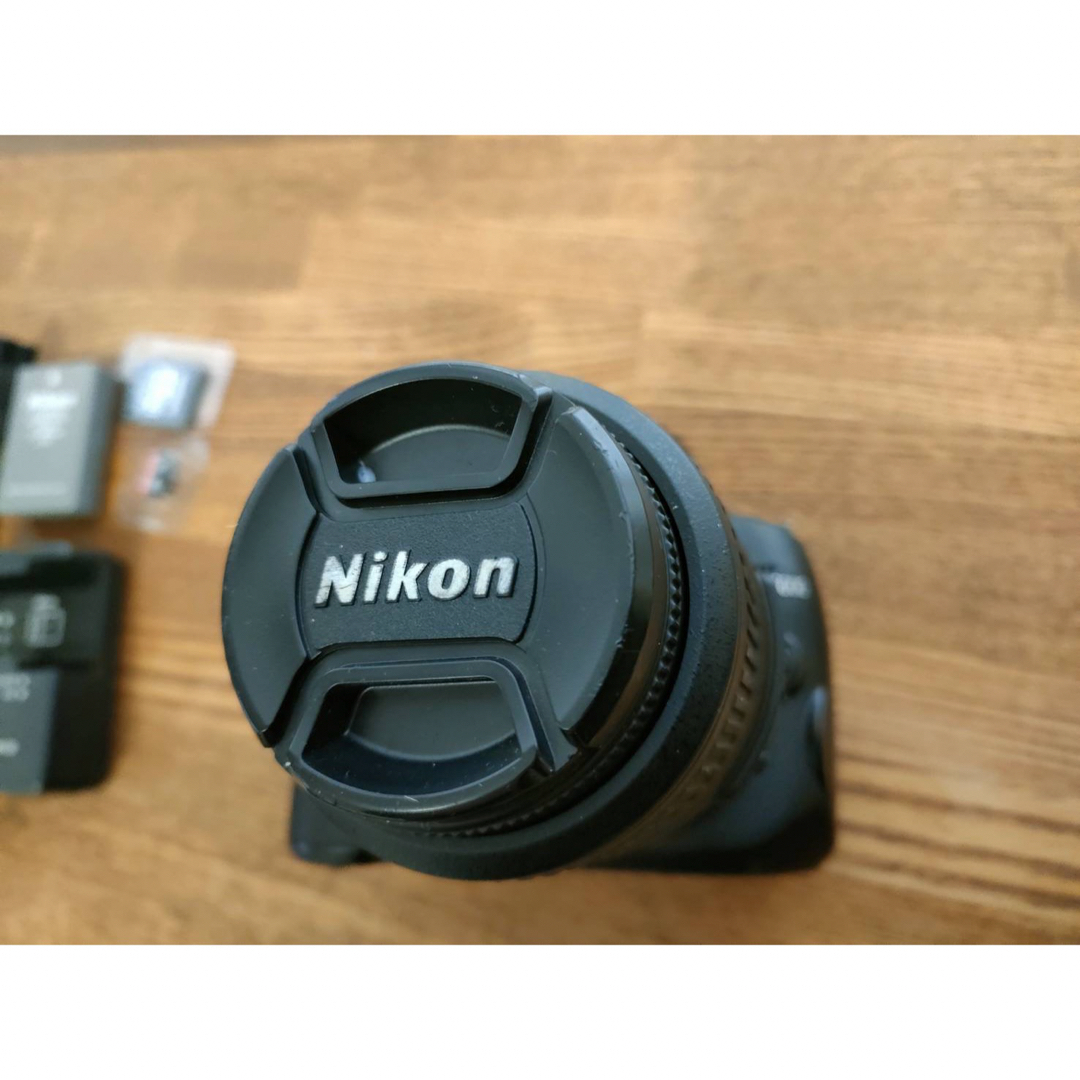 Nikon(ニコン)の【中古】NIKONニコン D5000 レンズキット スマホ/家電/カメラのカメラ(デジタル一眼)の商品写真