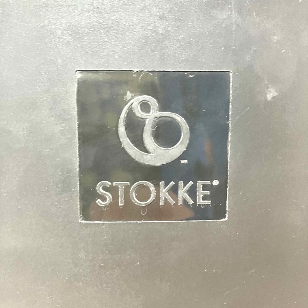 Stokke(ストッケ)のStokke ストッケ ベビーチェア ハイチェア ステップス ブラック×グレー キッズ/ベビー/マタニティの寝具/家具(その他)の商品写真