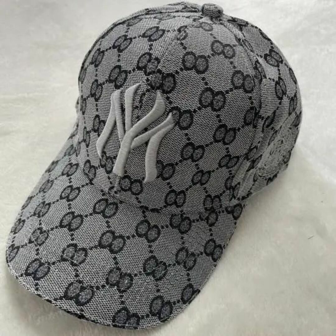 韓国 ベースボール キャップ 帽子 野球帽 ストリート 銀ロゴ ∞ グレー メンズの帽子(キャップ)の商品写真