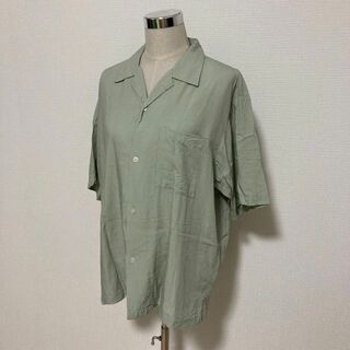 ジーユー(GU)の⭐️ジーユー オープンカラーシャツ ワイド【XL】半袖 グリーン レーヨン(シャツ)