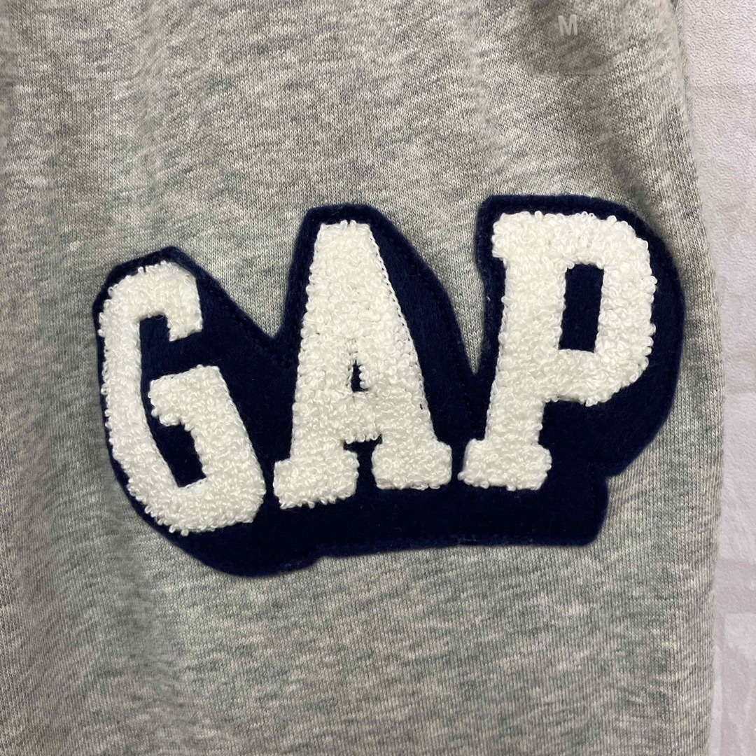 GAP(ギャップ)の即決 新品 タグ付き GAP ギャップ アーチロゴ ジョガーパンツ メンズのパンツ(その他)の商品写真