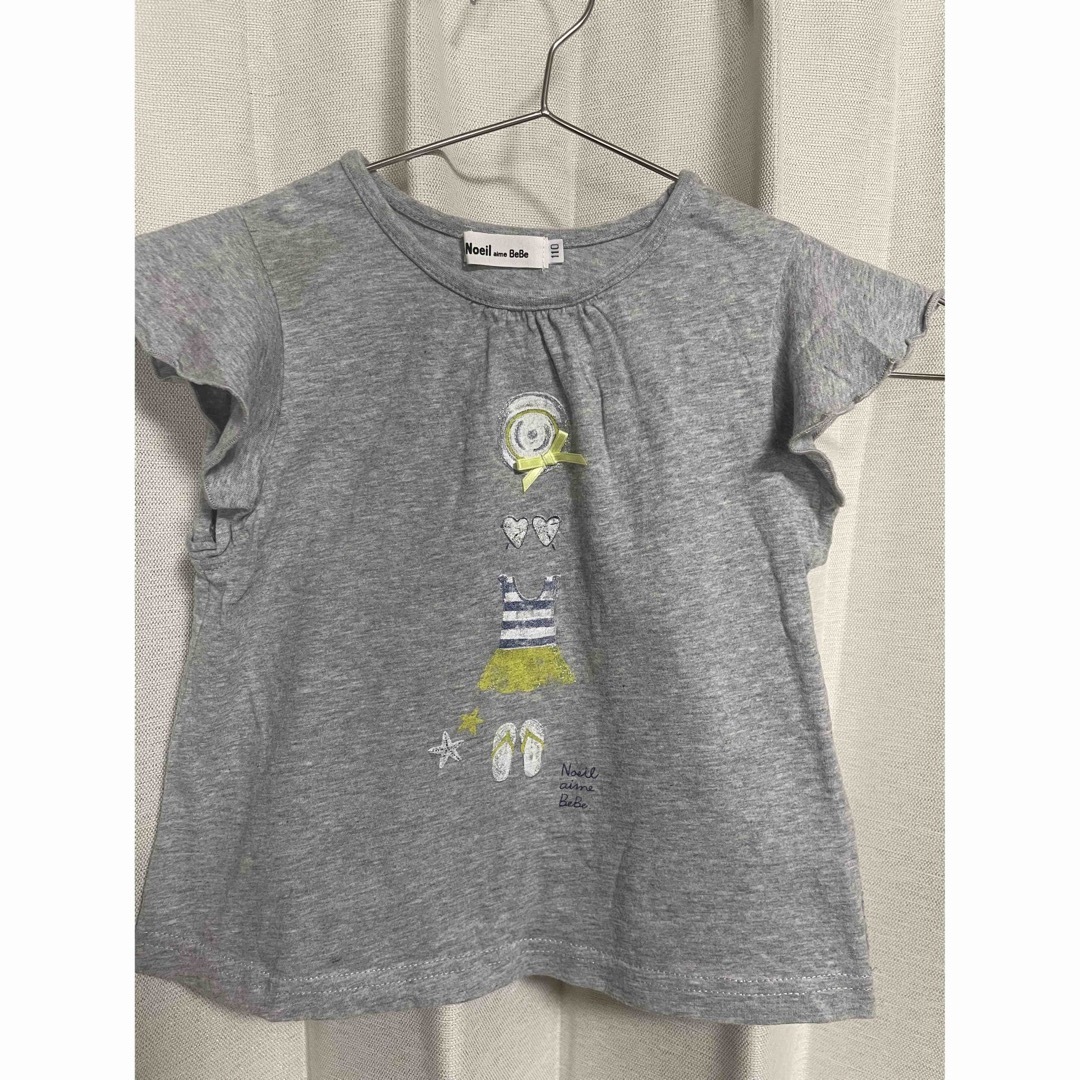 BeBe(ベベ)のBEBE  Tシャツ　右肩にシミあり キッズ/ベビー/マタニティのキッズ服女の子用(90cm~)(Tシャツ/カットソー)の商品写真