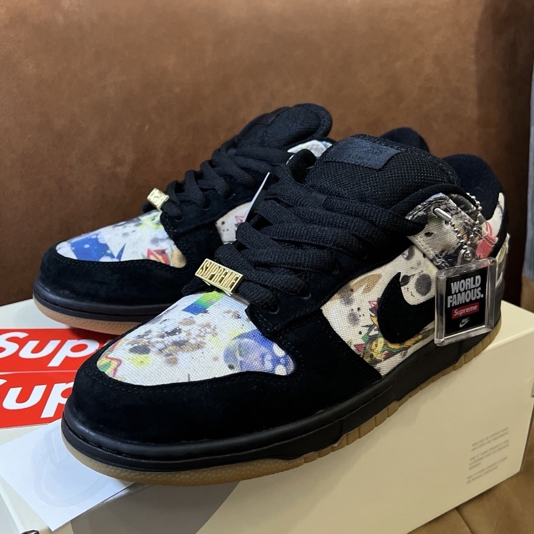 NIKE(ナイキ)の27.5cm Supreme NIKEDUNK シュプリーム ラメルジー ダンク メンズの靴/シューズ(スニーカー)の商品写真