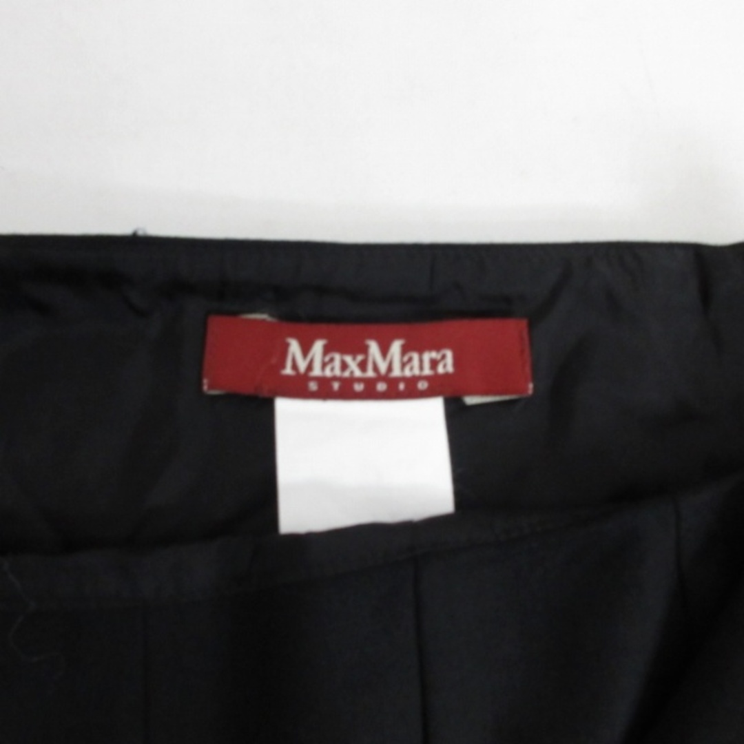 Max Mara(マックスマーラ)のマックスマーラ スカート ロング プリーツ ブラック 34 約XS IBO48 レディースのスカート(ひざ丈スカート)の商品写真