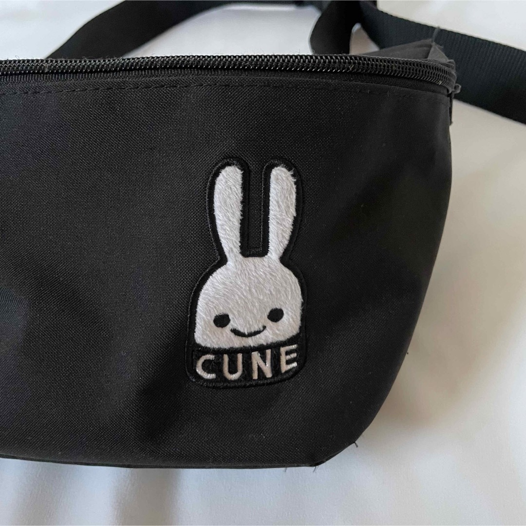 CUNE(キューン)の【即購入OK★】うさぎCUNEキューン　ウエストバック　メッセンジャーバック　黒 レディースのバッグ(メッセンジャーバッグ)の商品写真
