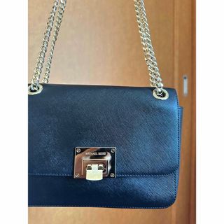 マイケルコース(Michael Kors)の美品　マイケルコース  レザー チェーン ショルダーバッグ(ショルダーバッグ)