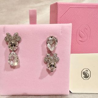 SWAROVSKI - 新作Swarovskiディズニー100周年限定ミニーちゃんピアス