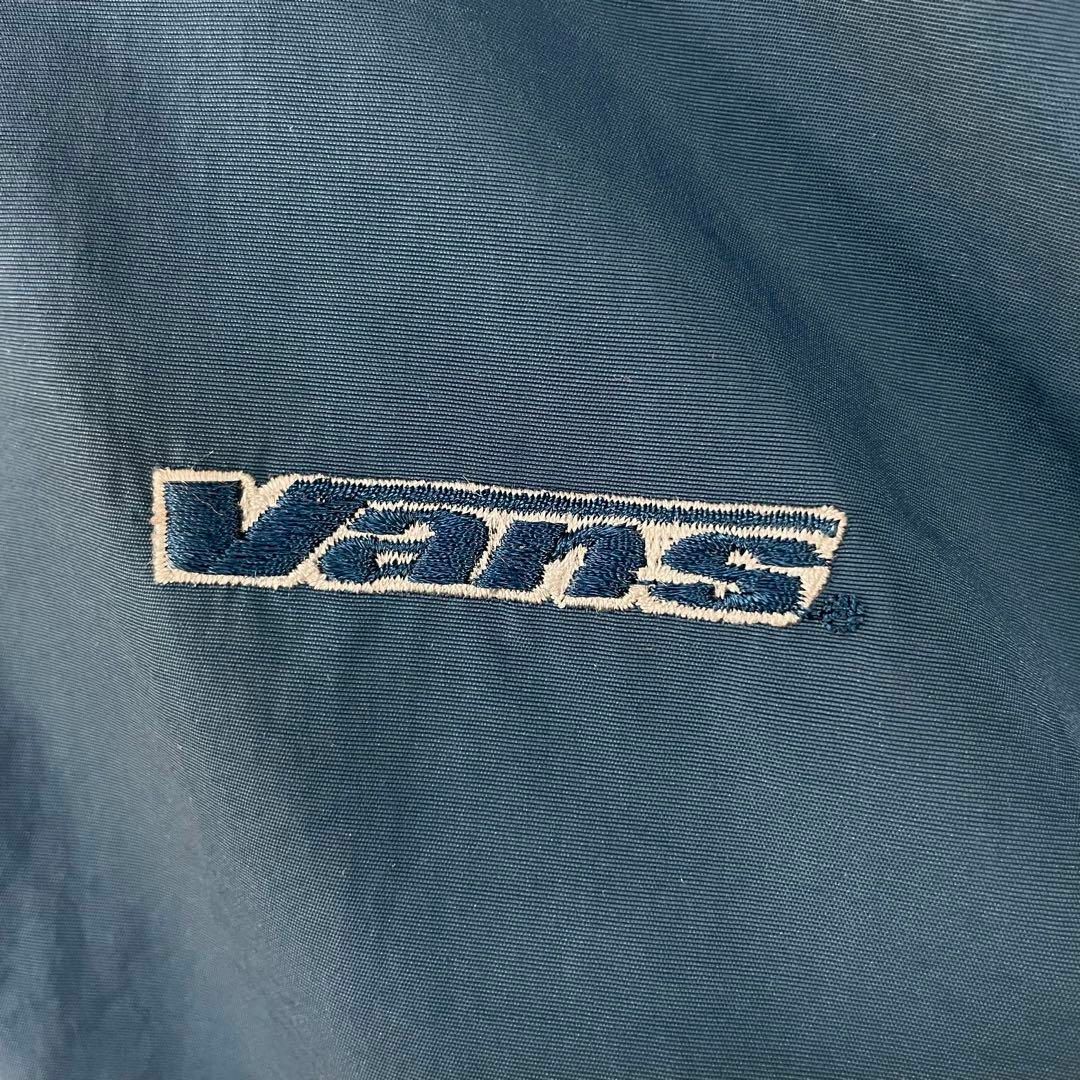 VANS(ヴァンズ)のOLD VANS 90s ナイロンジャケット フーディ くすみカラー 刺繍ロゴ メンズのジャケット/アウター(ナイロンジャケット)の商品写真