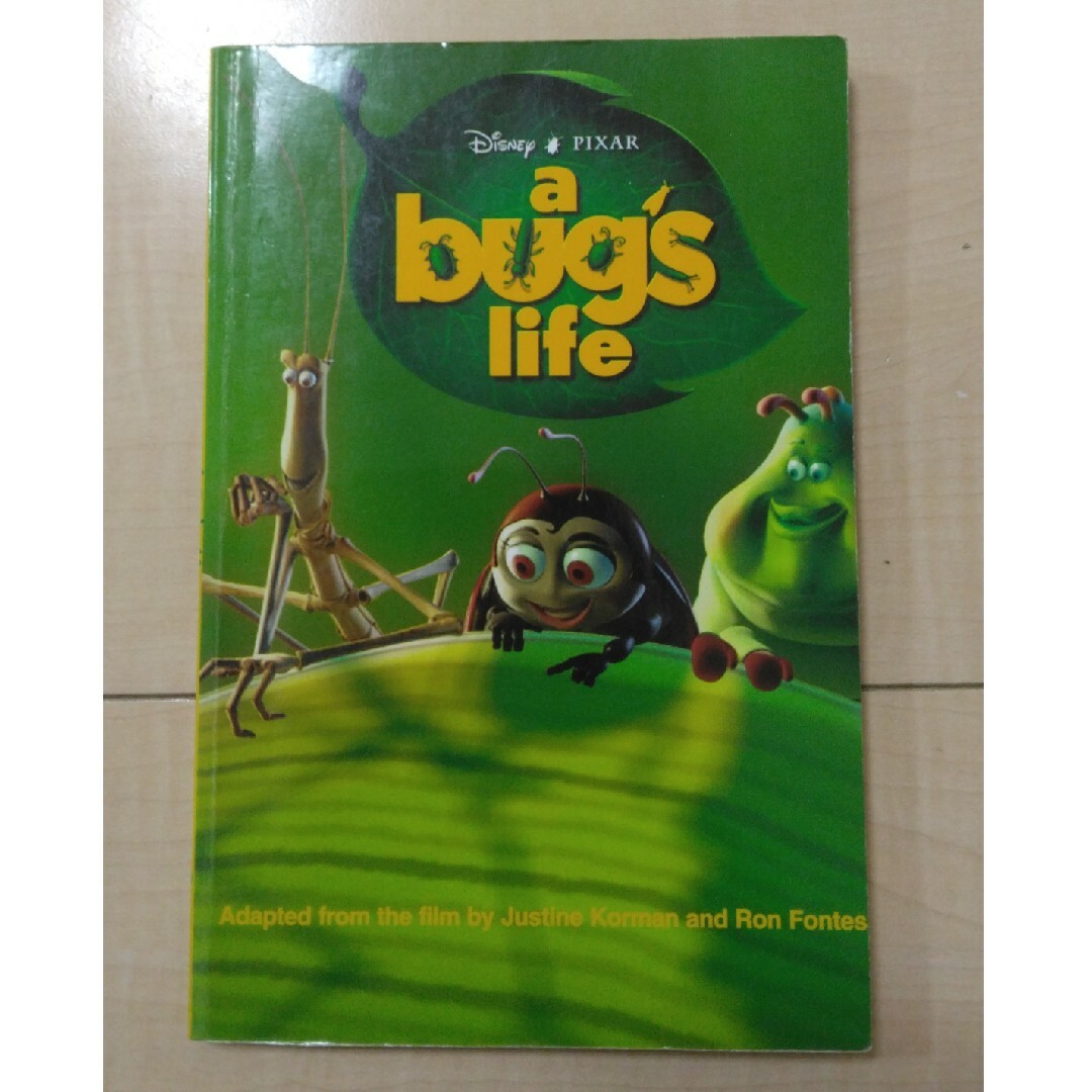 Disney(ディズニー)のa bug's life エンタメ/ホビーの本(洋書)の商品写真