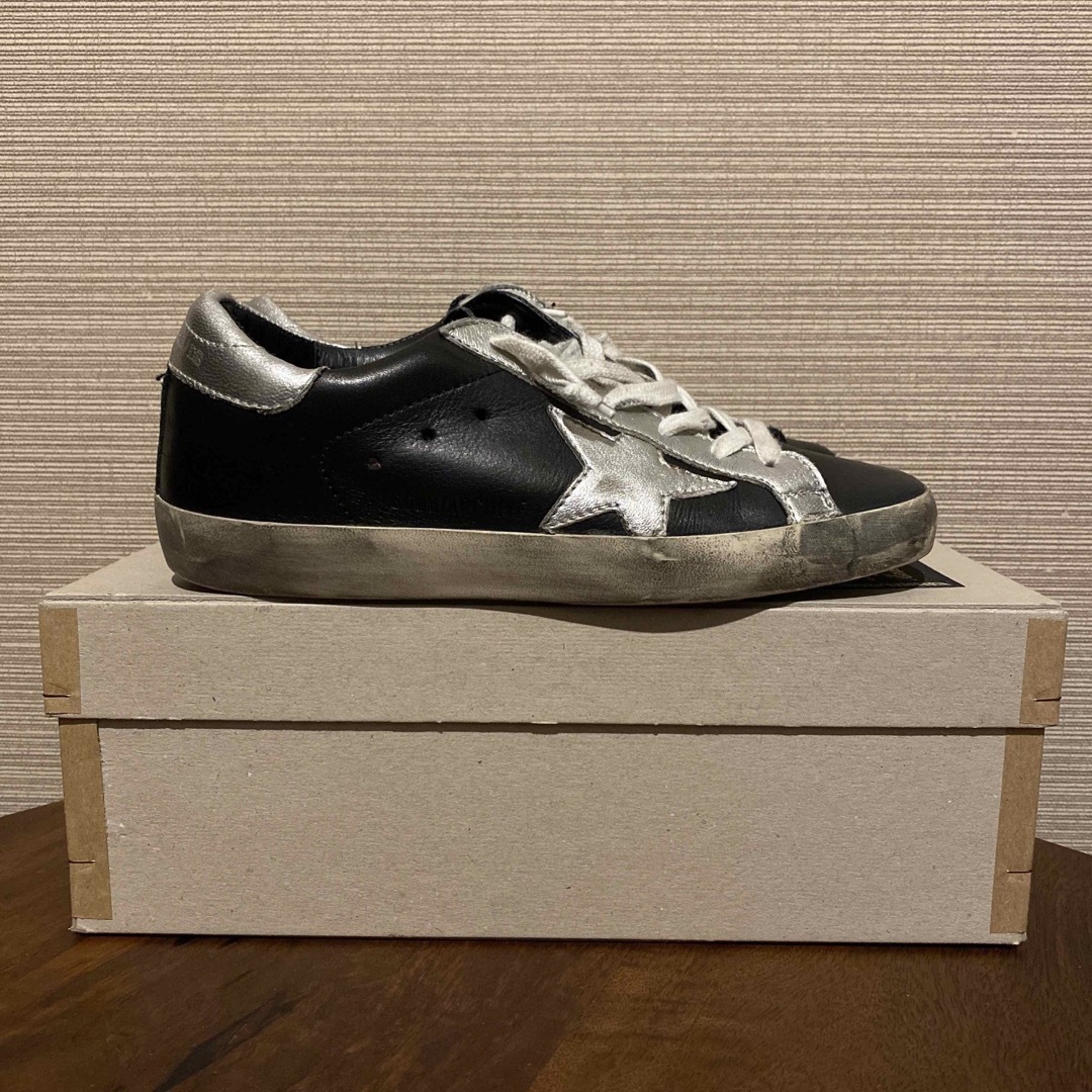 GOLDEN GOOSE(ゴールデングース)のGOLDEN GOOSE (ゴールデングース) ARCHIVEスニーカー レディースの靴/シューズ(スニーカー)の商品写真