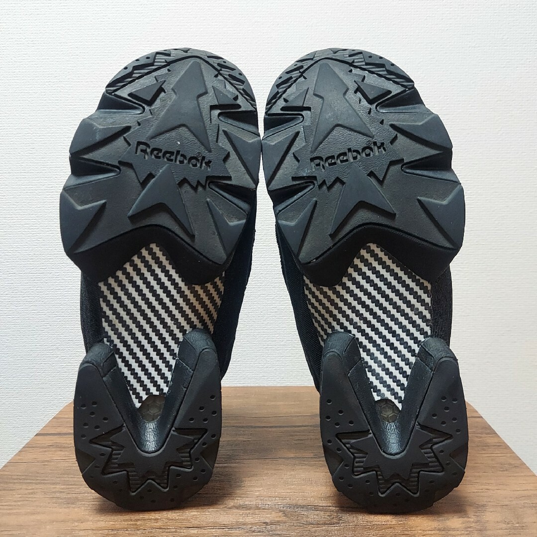 Reebok(リーボック)のReebok インスタ ポンプ フューリー OG HW　メンズ　26cm メンズの靴/シューズ(スニーカー)の商品写真