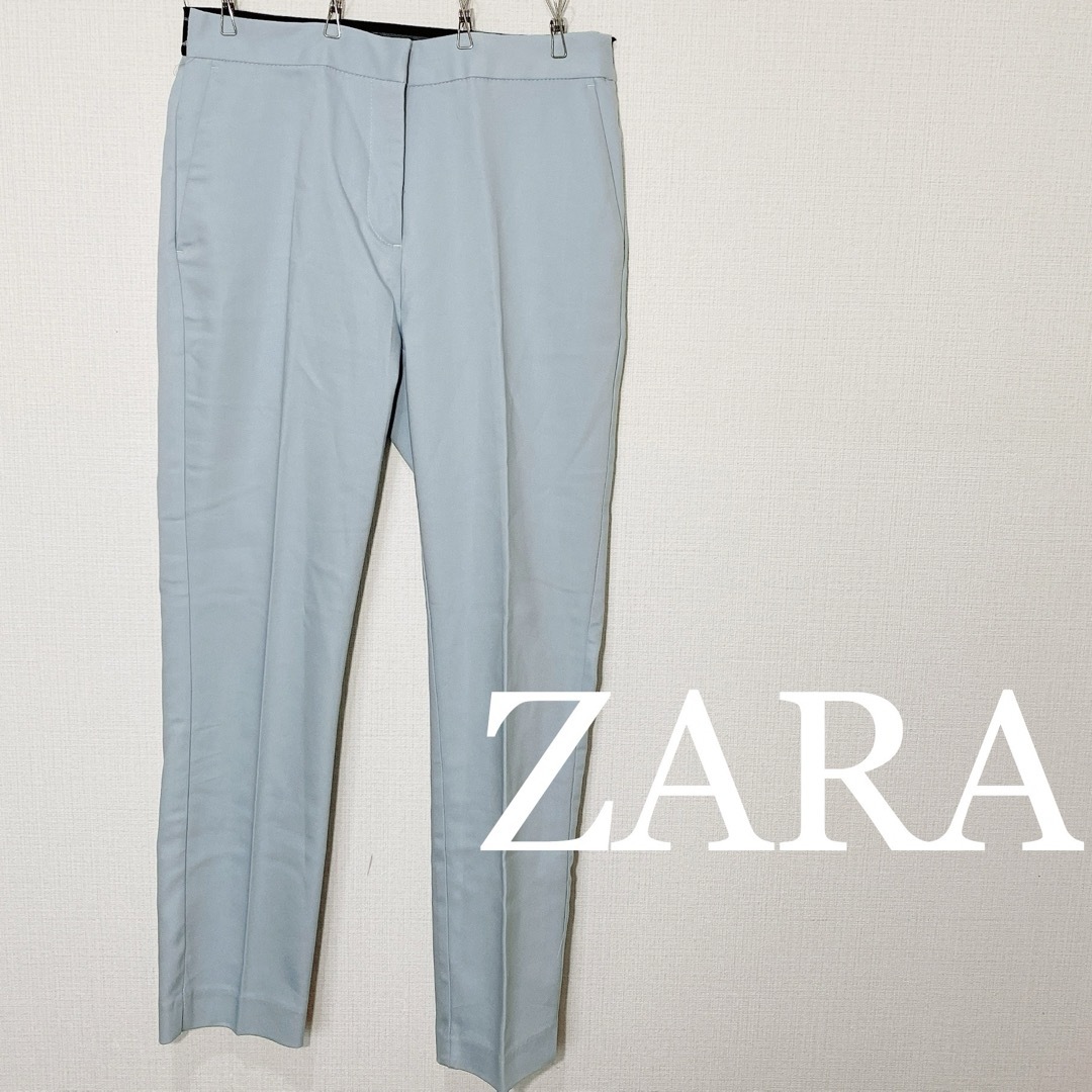 ZARA(ザラ)のZARA BASIC ライトブルー テーパードパンツ レディースのパンツ(カジュアルパンツ)の商品写真