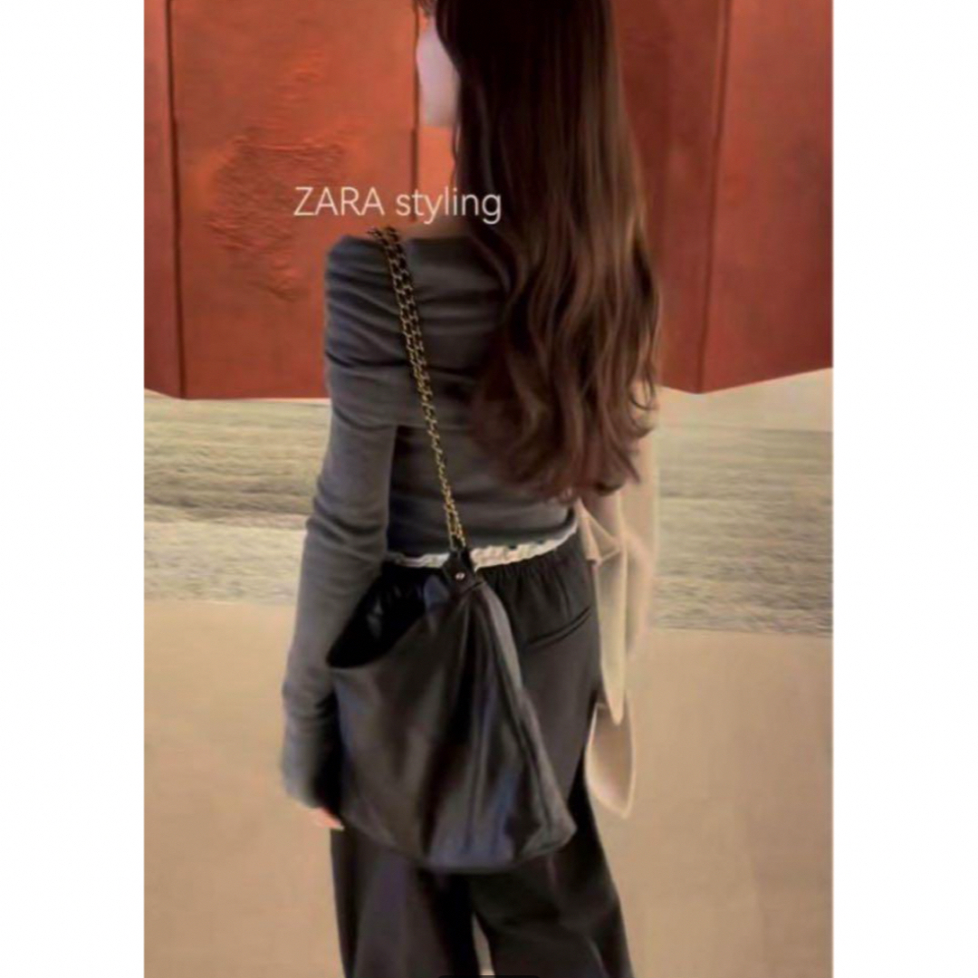 ZARA(ザラ)の【完売品】ZARAオープンショルダーニットトップス⭐︎ ダークグレー S レディースのトップス(ニット/セーター)の商品写真