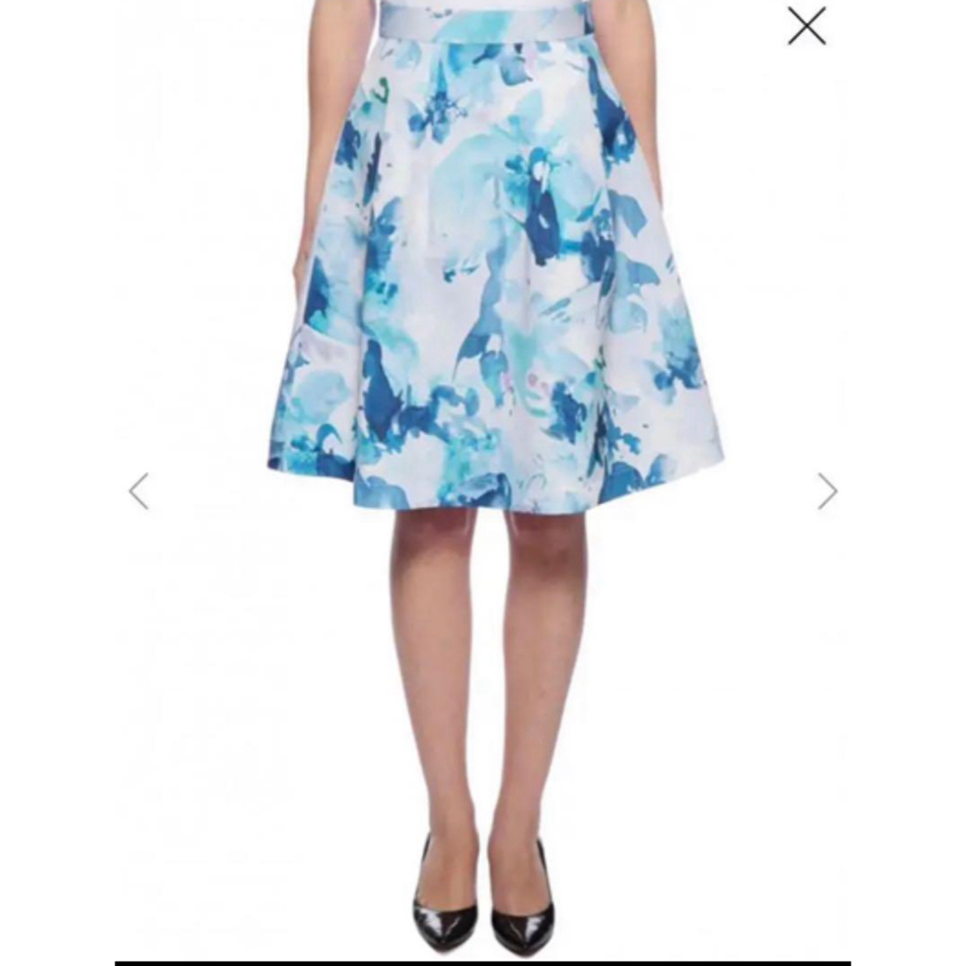 PLST(プラステ)のPLST プラステ 水彩花柄フレアスカート レディースのスカート(ひざ丈スカート)の商品写真