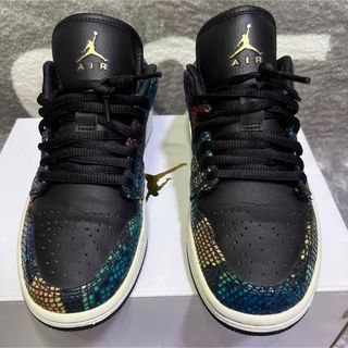 ジョーダン(Jordan Brand（NIKE）)のAir Jordan 1 low Multi Snakeskin(スニーカー)