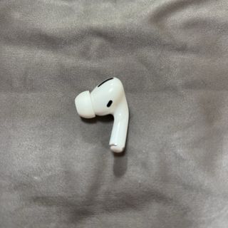 アップル(Apple)の正規品 AirPods pro エアーポッズプロ 右耳 A2083 美品！(ヘッドフォン/イヤフォン)