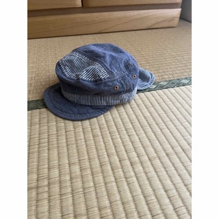 ニシマツヤ(西松屋)の帽子　キャスケット　キャップ　日よけ付き　フラップ付き　50センチ(帽子)