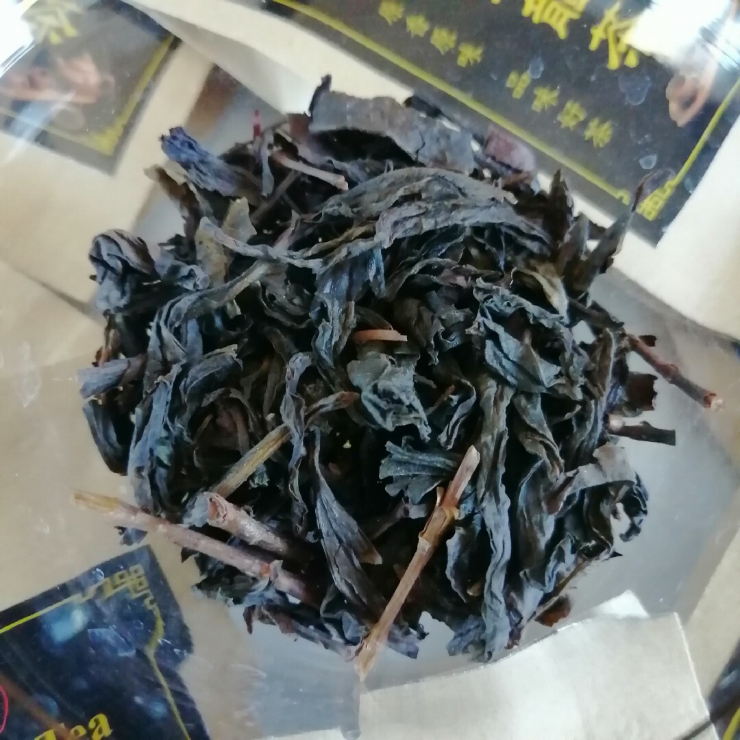 【国内加工】中国茶葉人気の黒烏龍茶　20包 食品/飲料/酒の飲料(茶)の商品写真