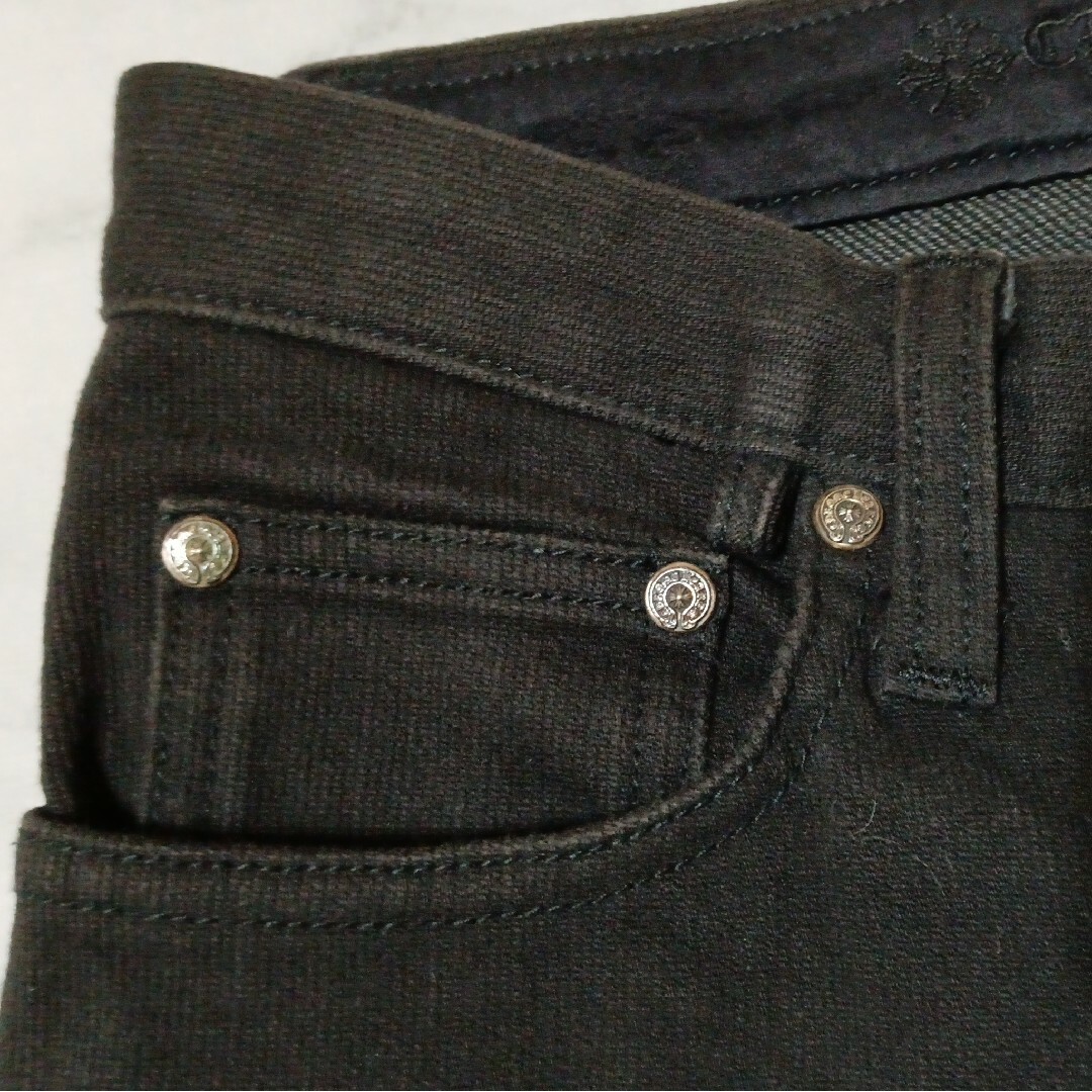 Chrome Hearts(クロムハーツ)のクロムハーツ　クロスボタン　ブラックデニム（W30/75cm）クロスパッチカスタ メンズのパンツ(デニム/ジーンズ)の商品写真