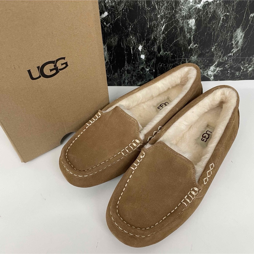 UGG(アグ)のUGG アグ モカシン ANSLEY アンスリー チェスナッツ 24cm レディースの靴/シューズ(スリッポン/モカシン)の商品写真