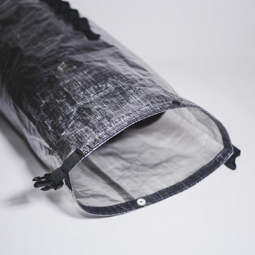 【drs様専用】External Storage Dry Bag Black スポーツ/アウトドアのアウトドア(登山用品)の商品写真